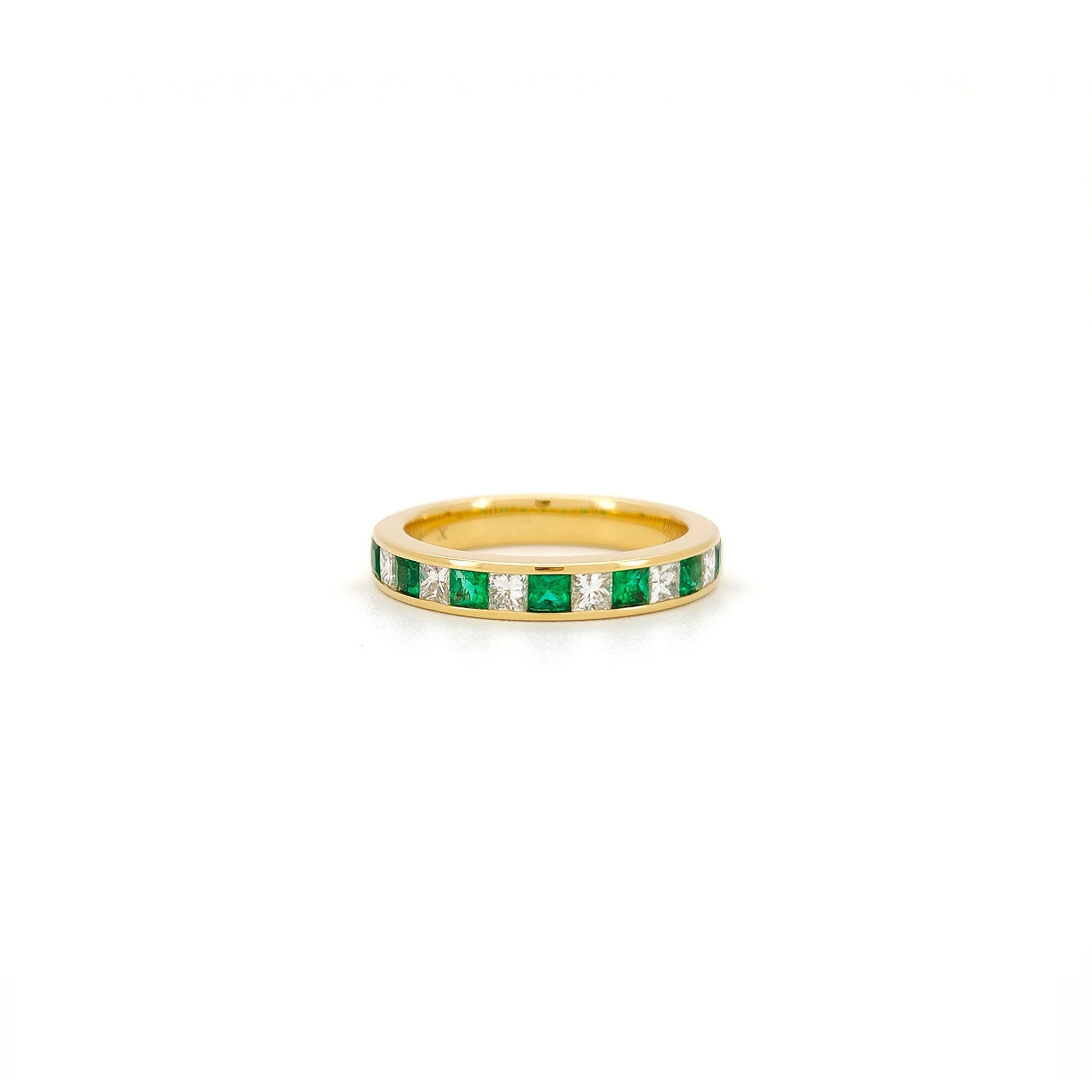Emerald and Diamond Ring band 18K Yellow Gold