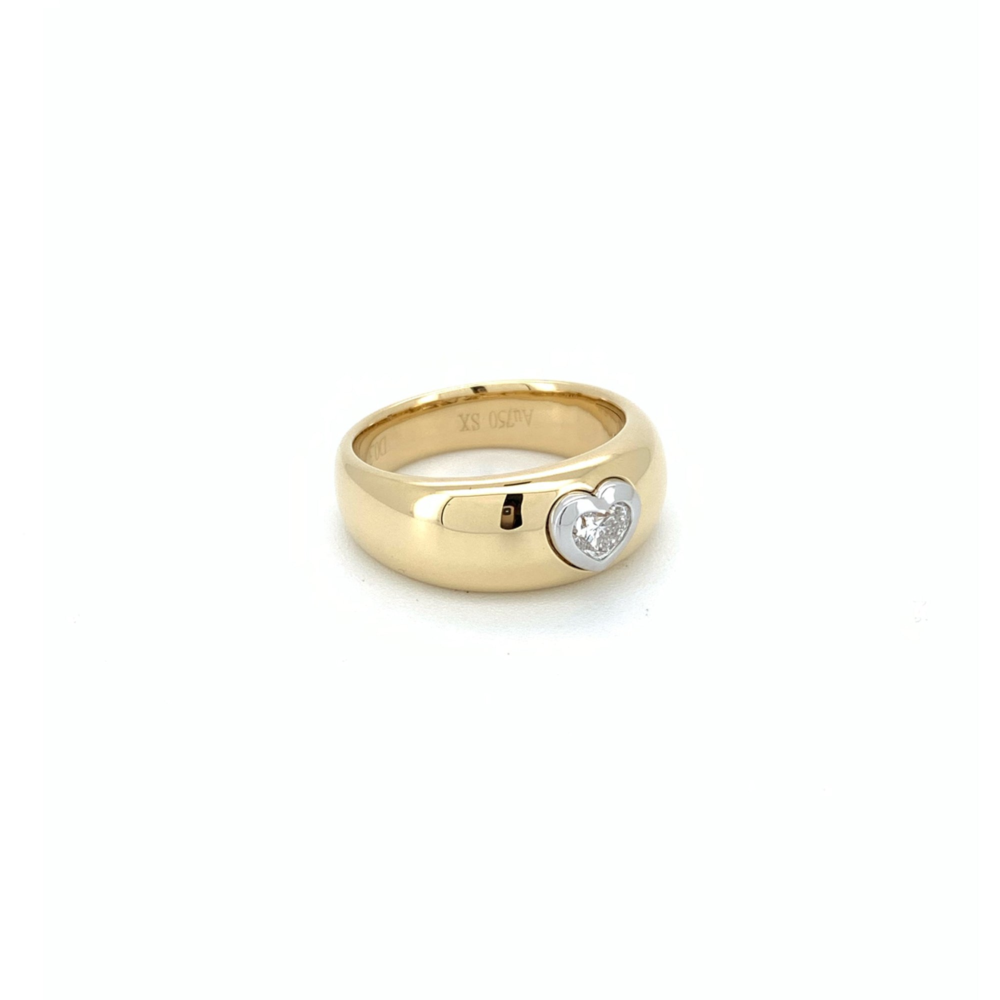 Heart Shape 18K Yellow Gold Ring